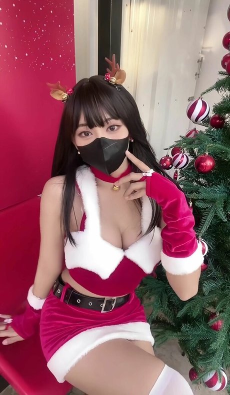 Aomjm perfect actress photos