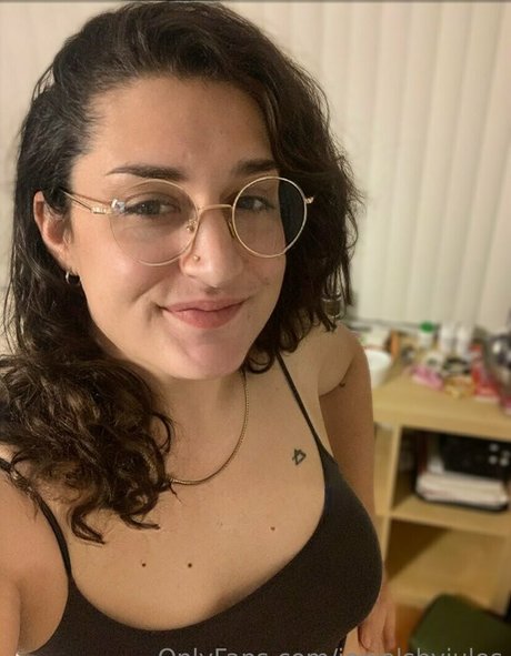 jewelsbyjules beautiful actress images