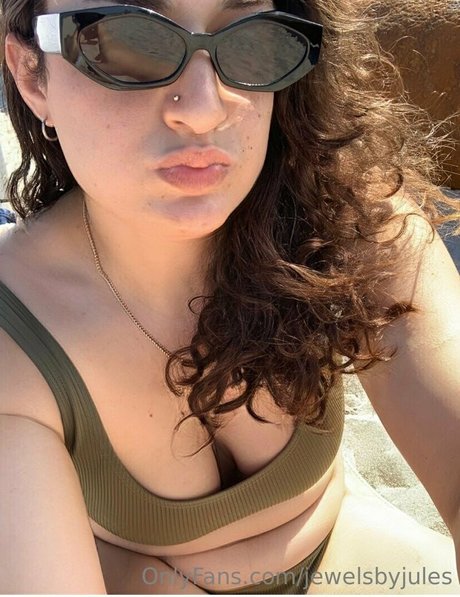 jewelsbyjules model sexy img