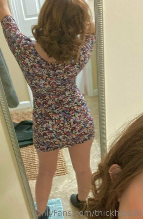 thickhips30 erotic pornstar images