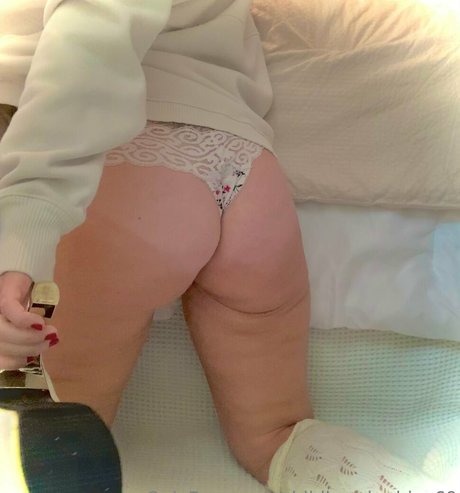 thickhips30 beautiful actress galleries