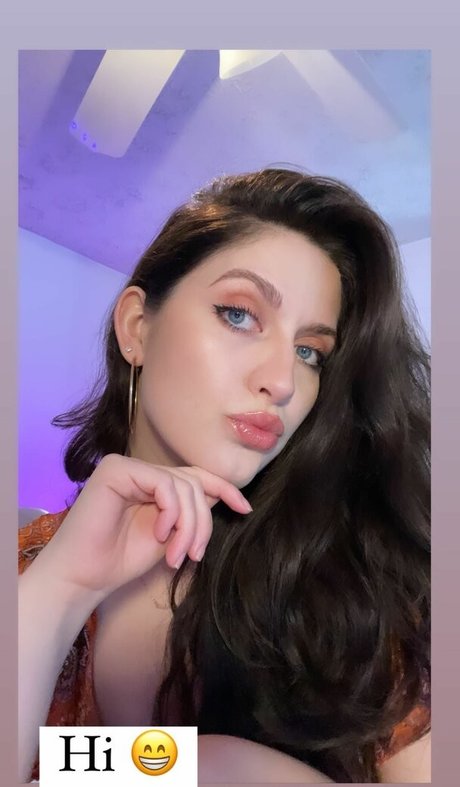 Ashley Jolly Profile pic