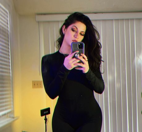 Ashley Jolly best model pictures