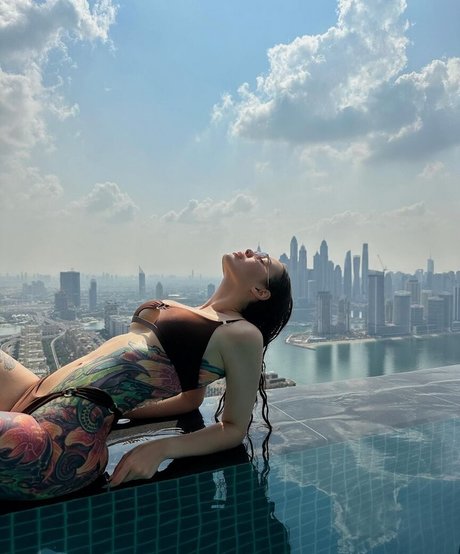 Toma Zhdanova beautiful model photo