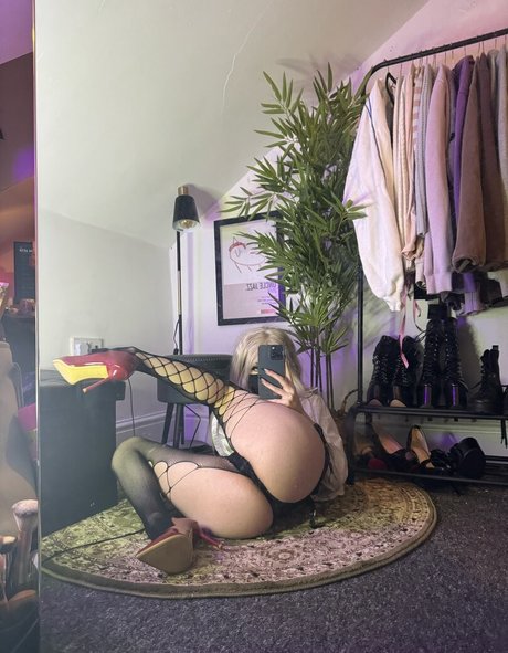 Definitelyjesus_ erotic star images