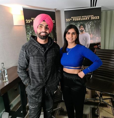 Tindy Kaur porn actress photos