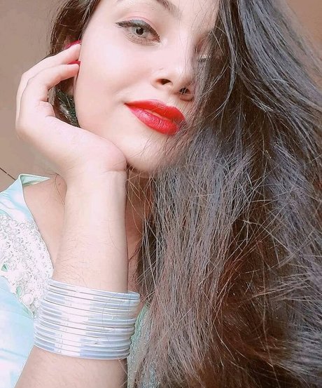 Aarohi Verma art star image