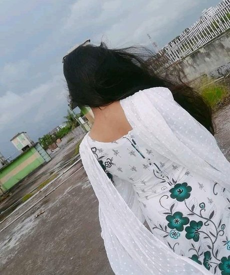 Aarohi Verma model sex pictures