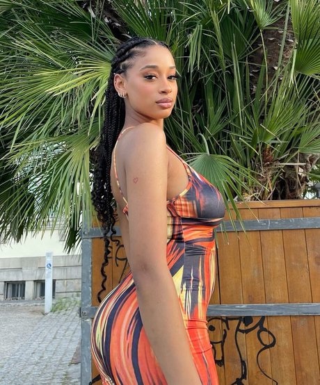 Capeverdian model sexy pic