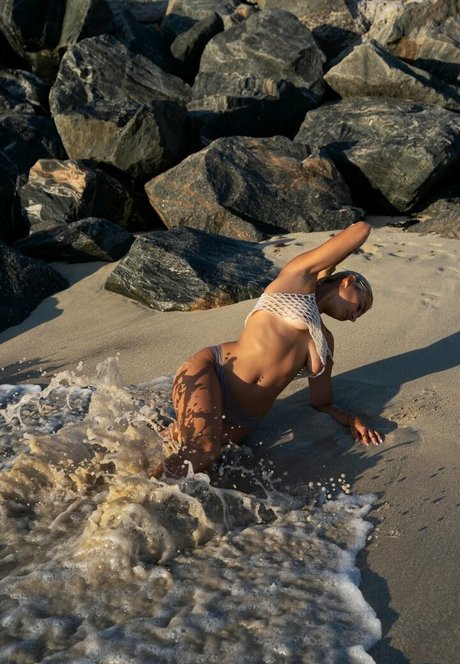 Allie Alina pornstar hot photo