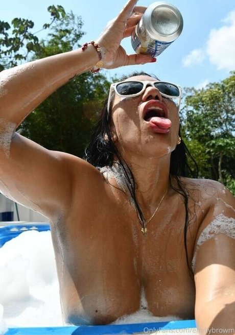 Emillybrowm pornstar nice img