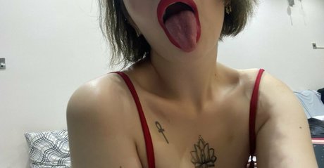 Nururkmz pornstar hd pics