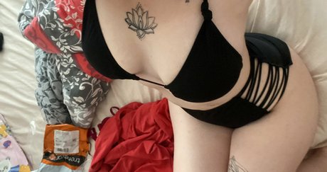 Nururkmz erotic star img