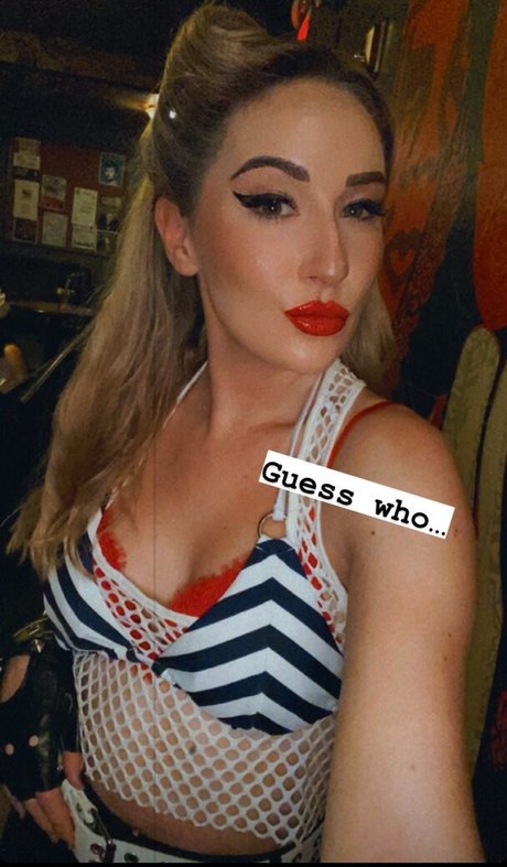 Robyn Adele Anderson pornstar hot img