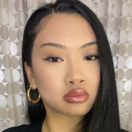 yourgirlangelie model xxx pics