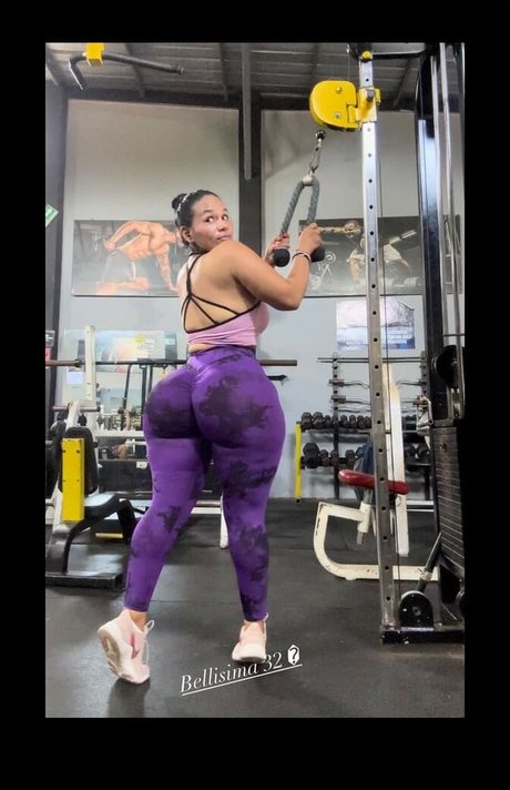 Bellisima 32 nude actress photo