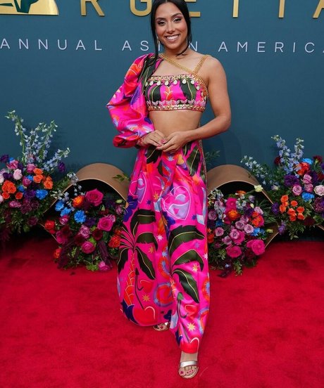 Michelle Khare hd pornstar img