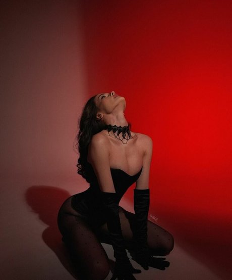 tlisliz model adult images