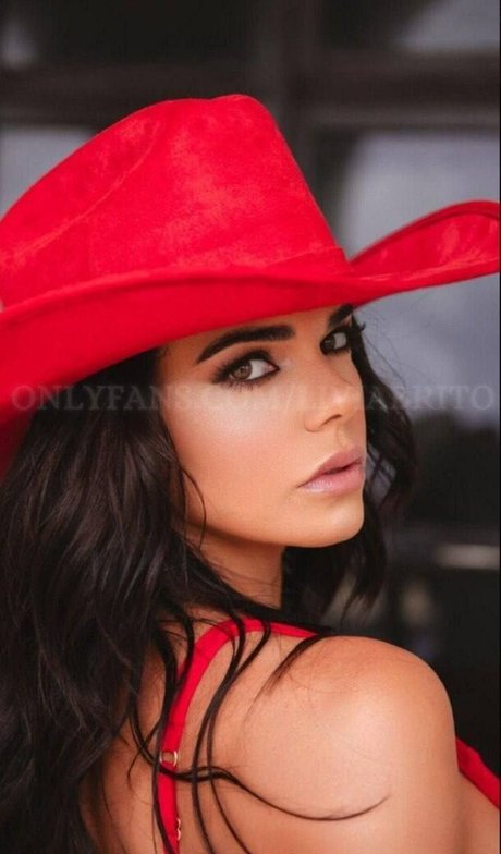 Livia Brito star free image