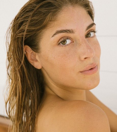 18 year old onlyfans perfect pics