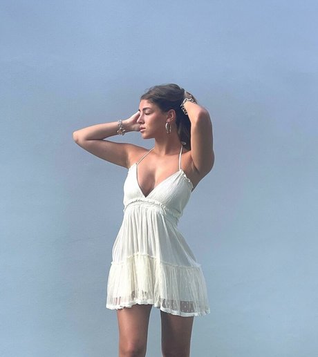 Morena Bradas exclusive model gallery