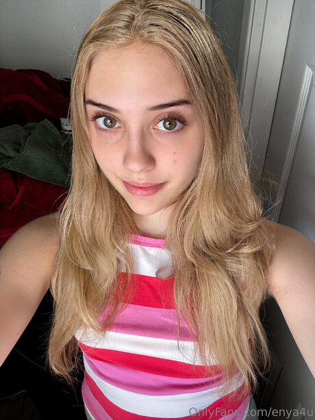 enya4u top actress galleries