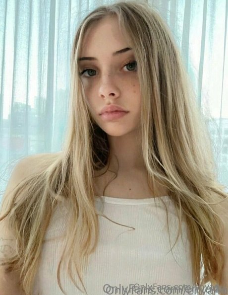 enya4u hot actress picture