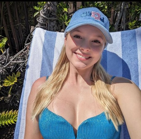 Briana White star perfect images