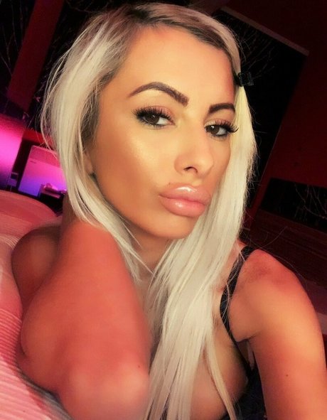 cheerleader nude onlyfans sexy nudes pic