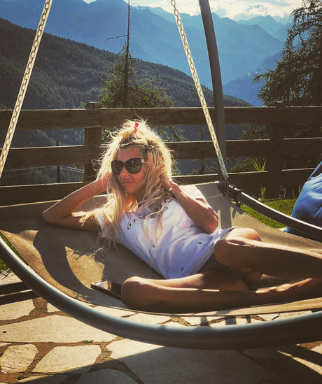 huge shemale onlyfans hot picture