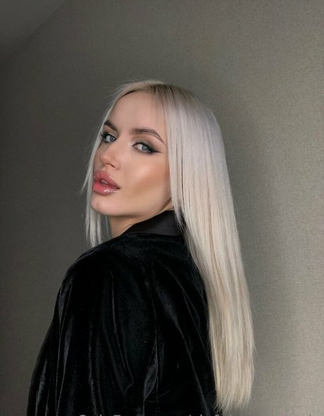 aaaaaaaaaa a star exclusive photo