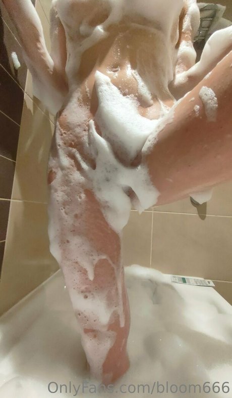 bloom666 exclusive actress galleries