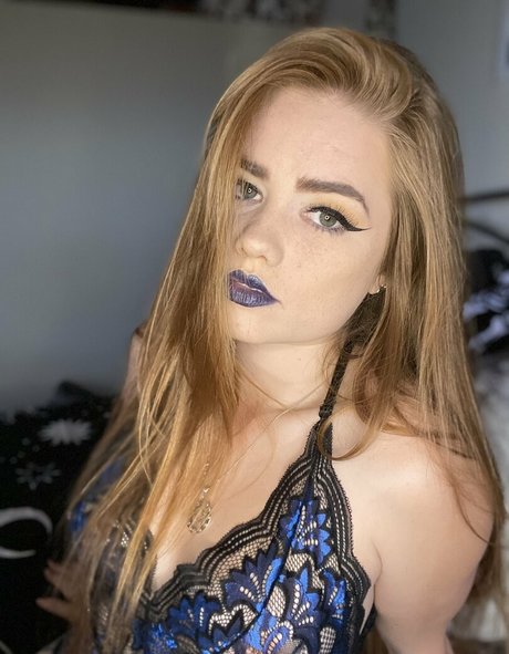 findomroxy1 sexy actress image