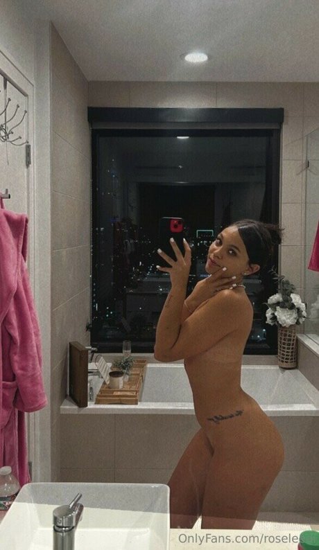 roseleediiii model nudes images
