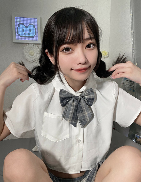 Izuchinono sex actress archive