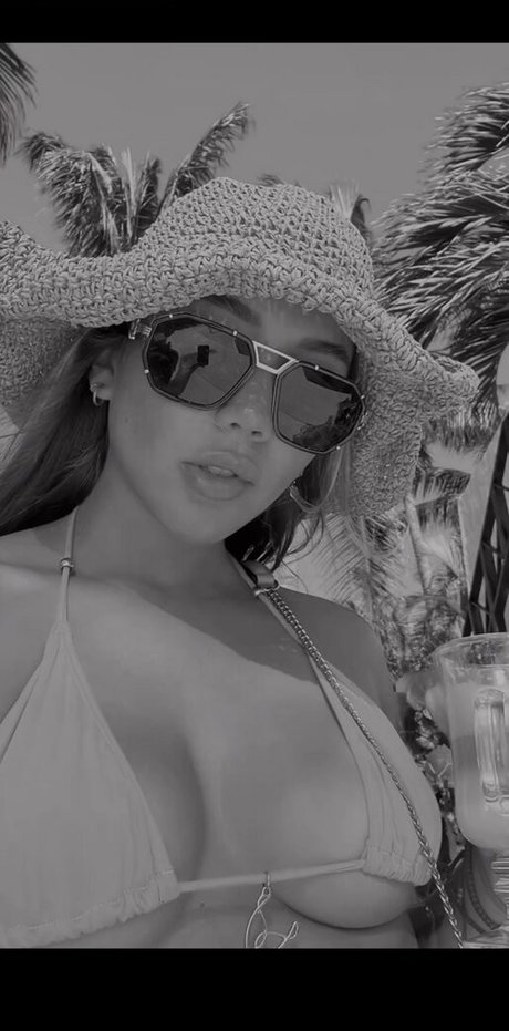 stephy licea pretty pornstar pictures