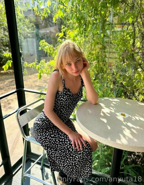 anyuta18 pornstar high quality pic