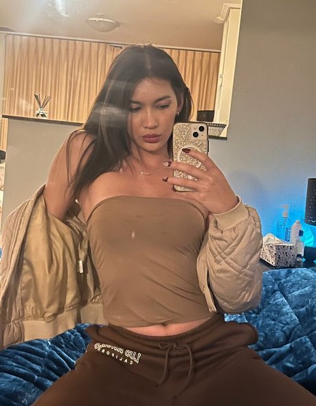 Bella Hancock xxx model picture