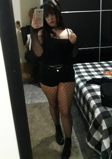 Deathgasmean pretty model img