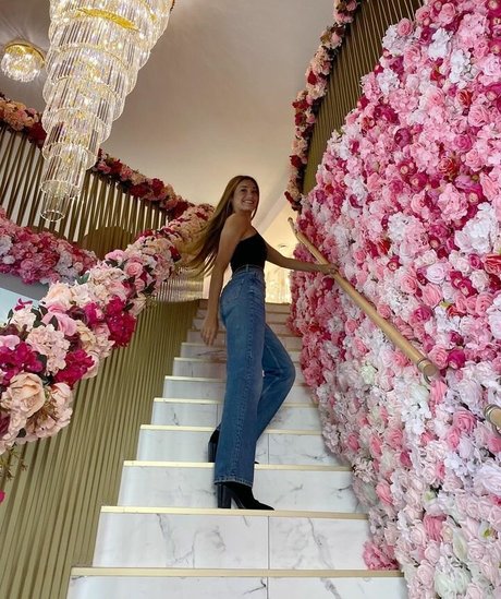 Raquel Mateo pornstar hot img