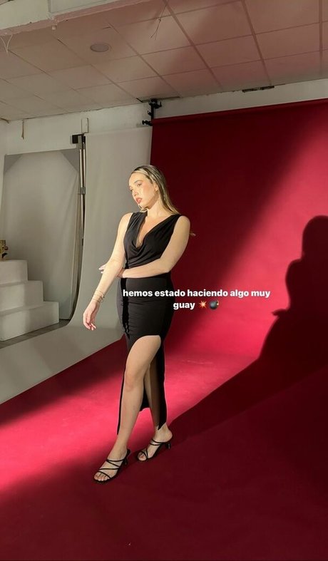 laurabass exclusive actress picture