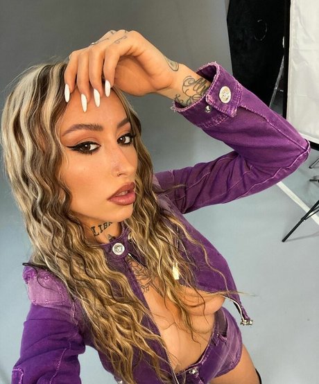 larataylorbb beautiful star pics