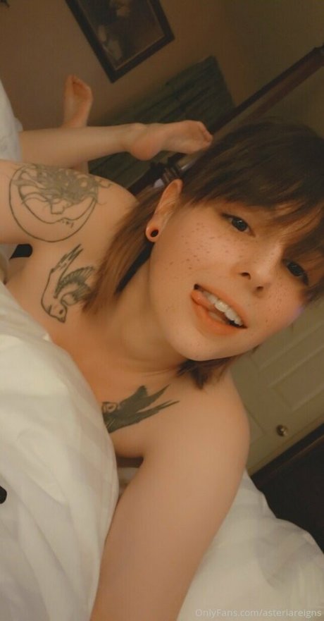 asteriareigns model erotic image