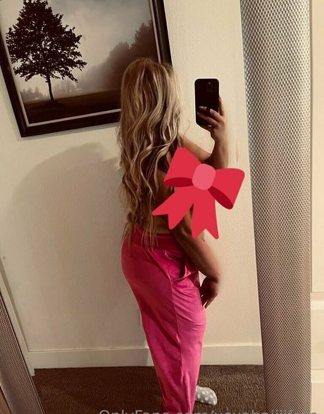 xoxobaiiiifree pornstar art pic