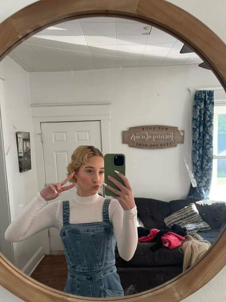 books withari pornstar nude picture