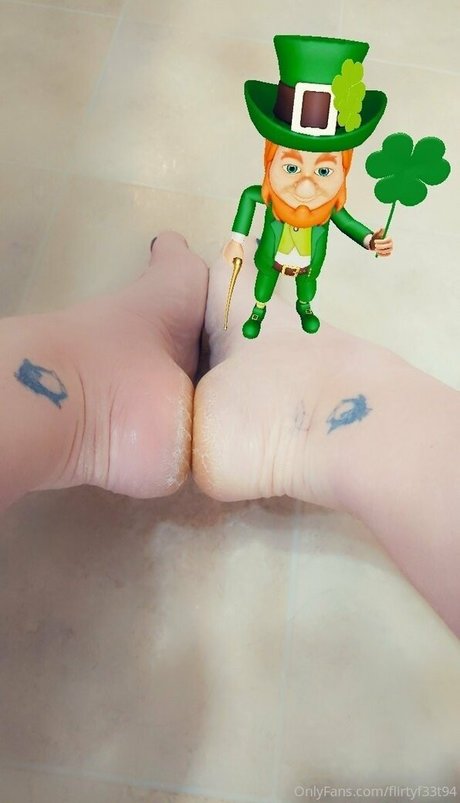 flirtyf33t94 model nudes pictures