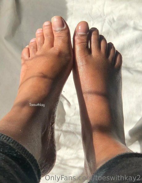 toeswithkay2 pornstar erotic images