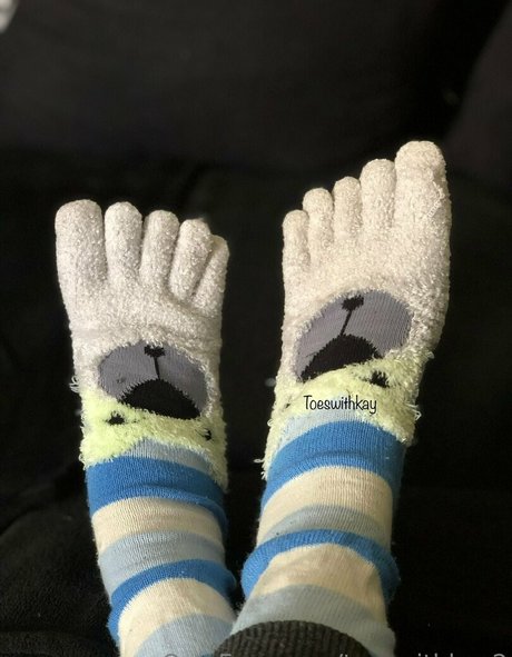 toeswithkay2 hot pornstar image