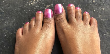 toeswithkay2 naked model photo