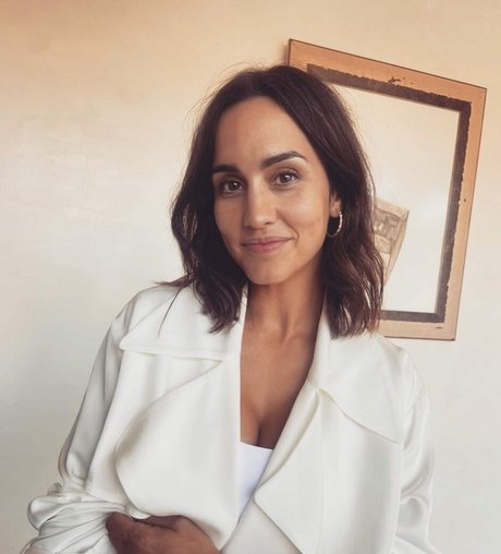 Megan Montaner porn model pics